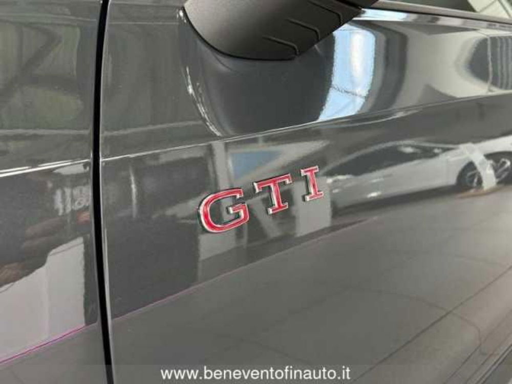 Volkswagen Golf nuova a Avellino (6)