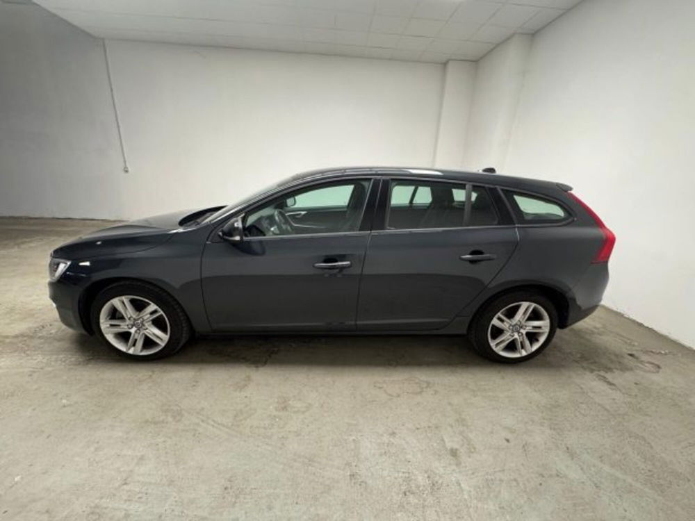 Volvo V60 usata a Biella (8)