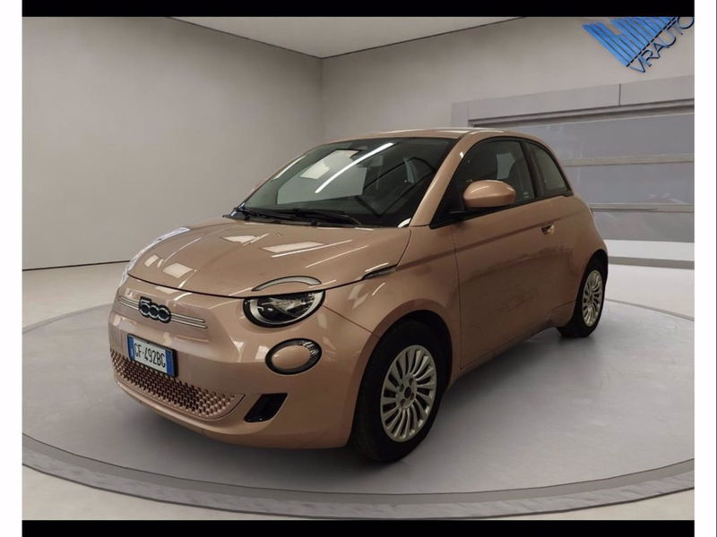 Fiat 500e Icon Berlina 23,65 kWh del 2021 usata a Catania