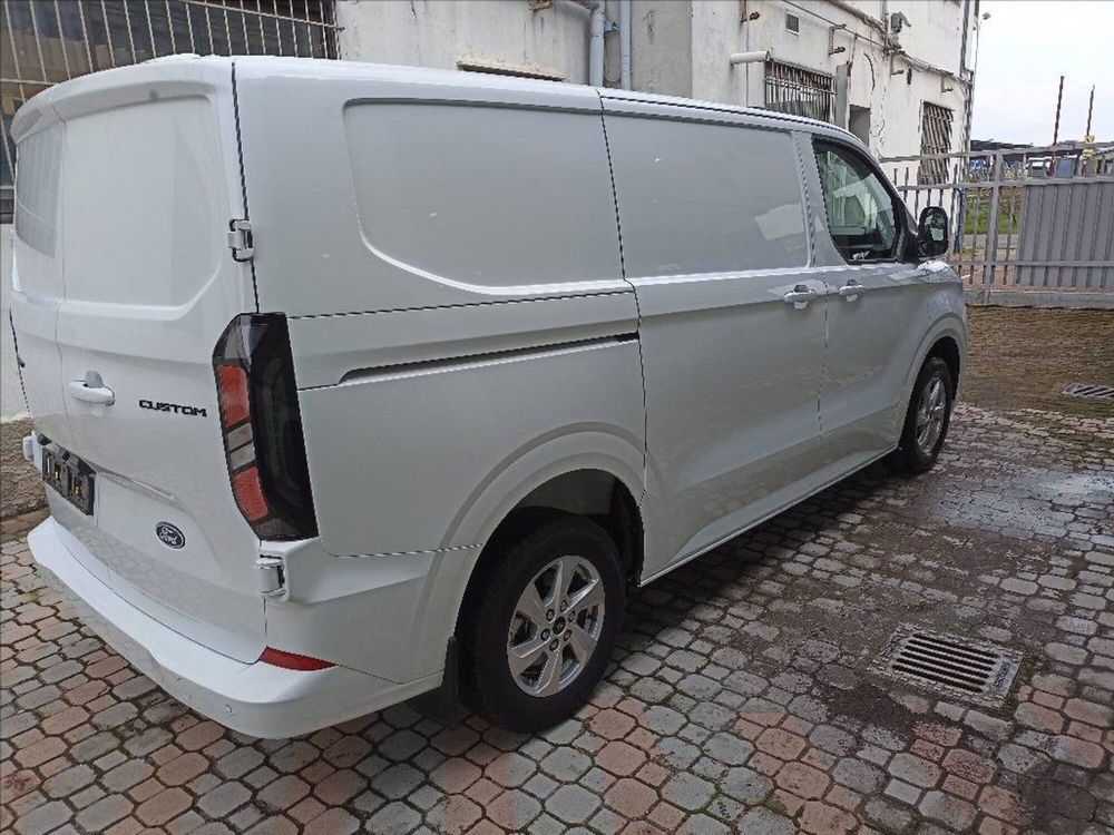 Ford Transit Custom Furgone nuova a Milano (6)