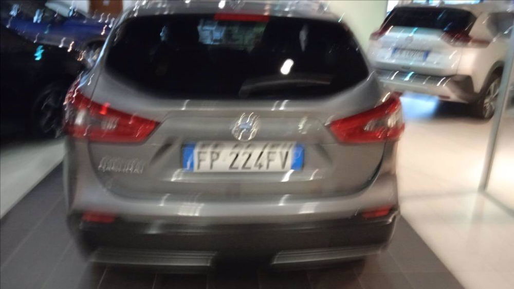 Nissan Qashqai usata a Milano (4)