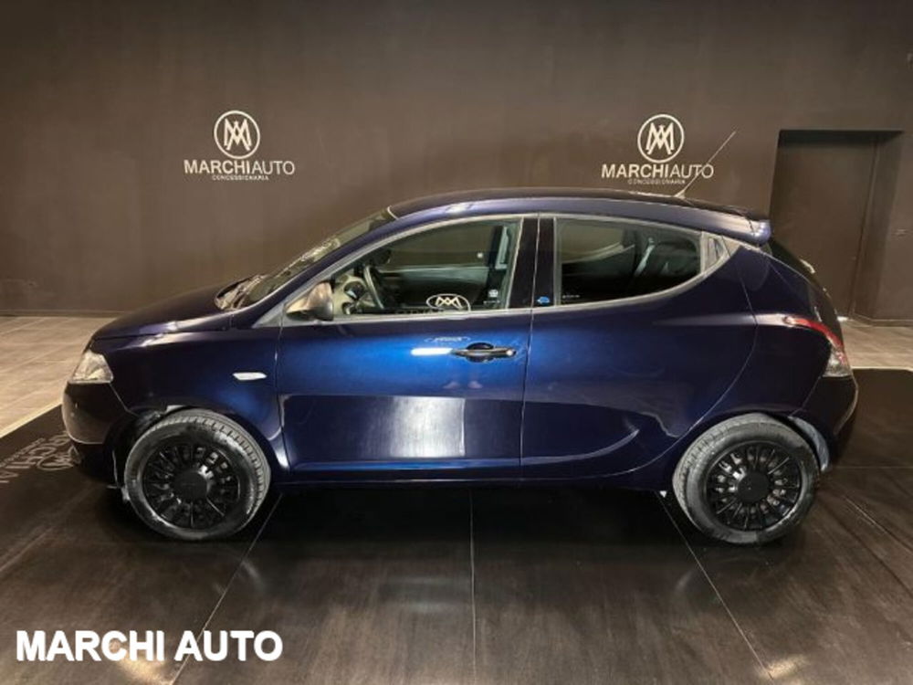 Lancia Ypsilon usata a Perugia (8)