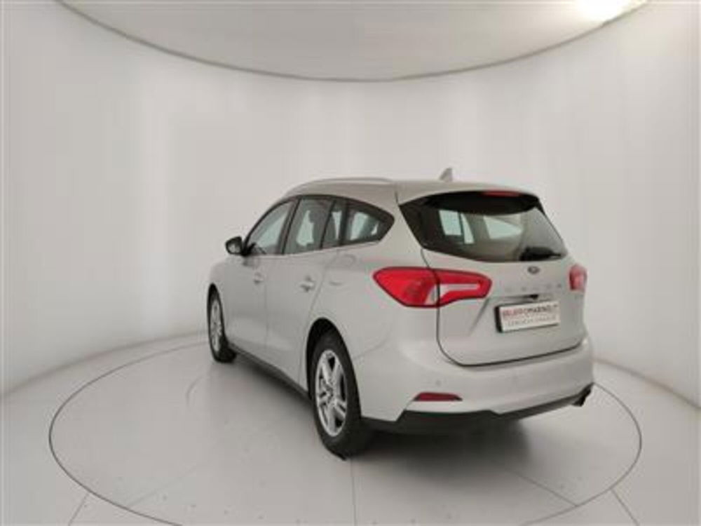 Ford Focus Station Wagon usata a Bari (5)