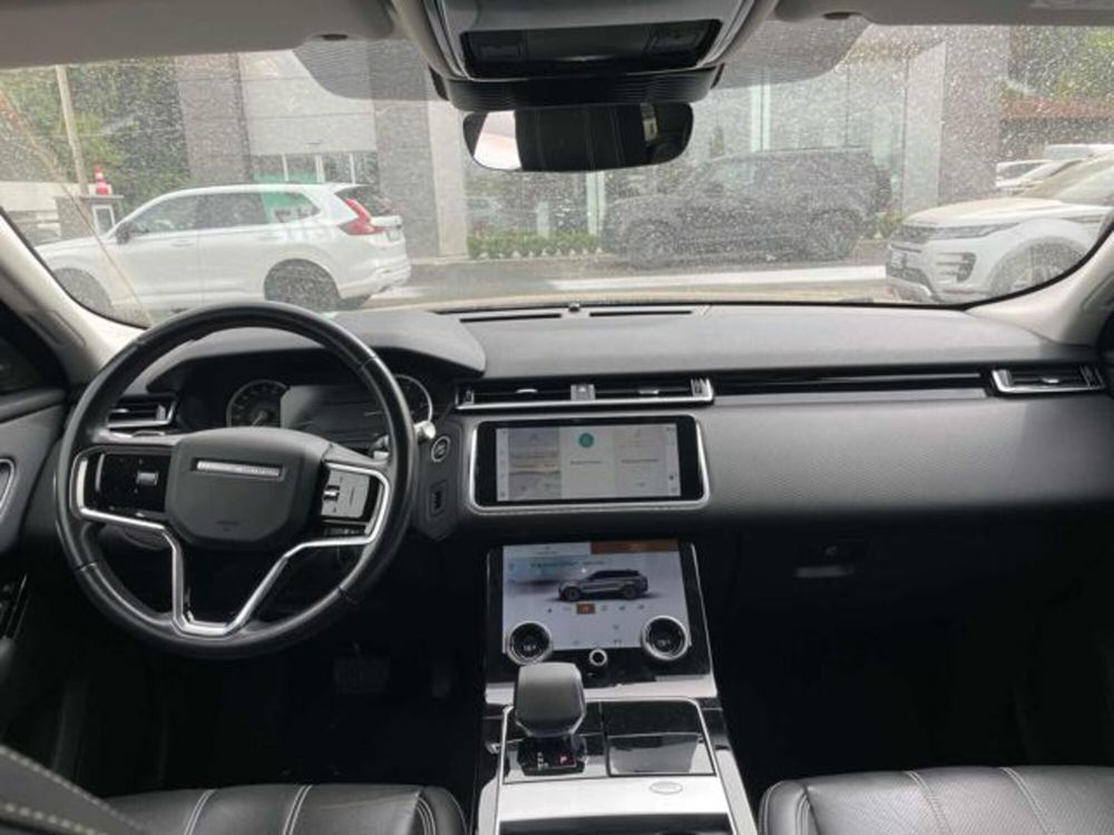 Land Rover Range Rover Velar usata a Lucca (8)