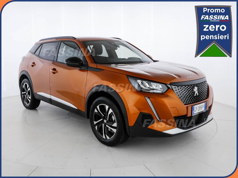 Peugeot 2008 PureTech 100 S&amp;S Allure  del 2023 usata a Milano