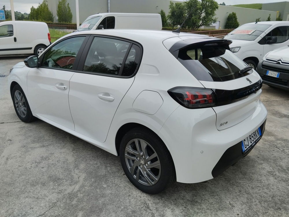 Peugeot 208 usata a Asti (4)