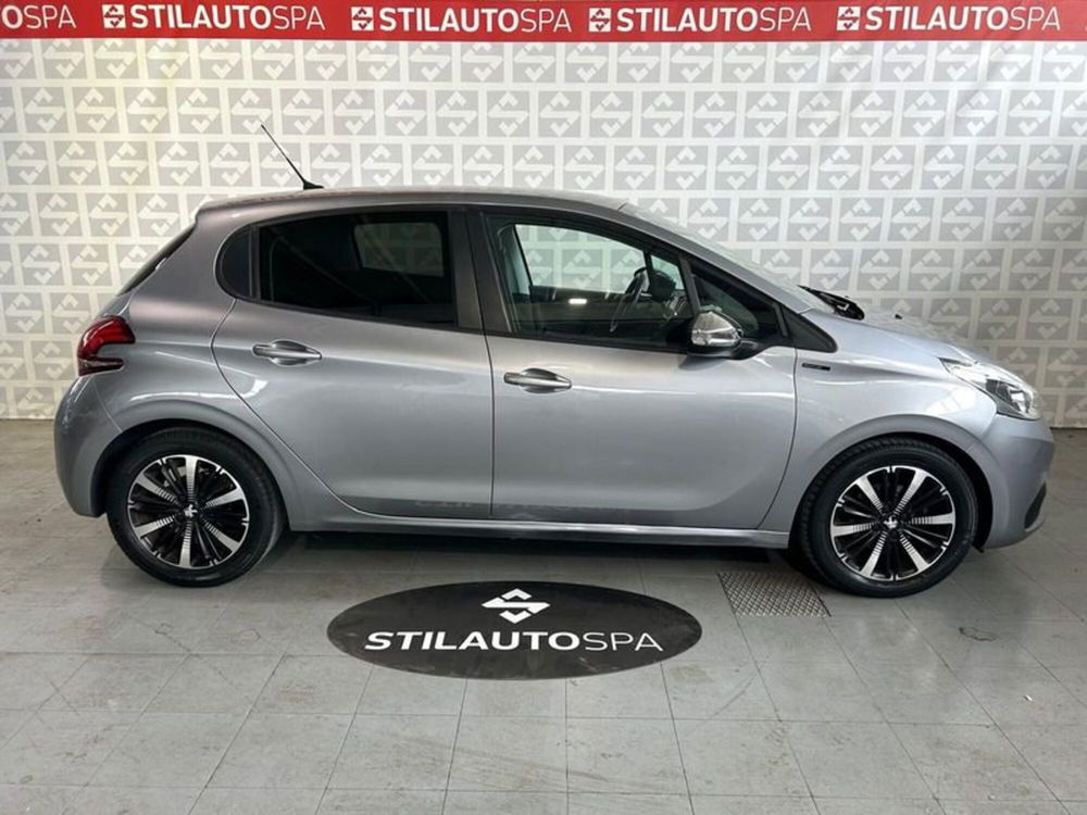 Peugeot 208 usata a Prato (4)