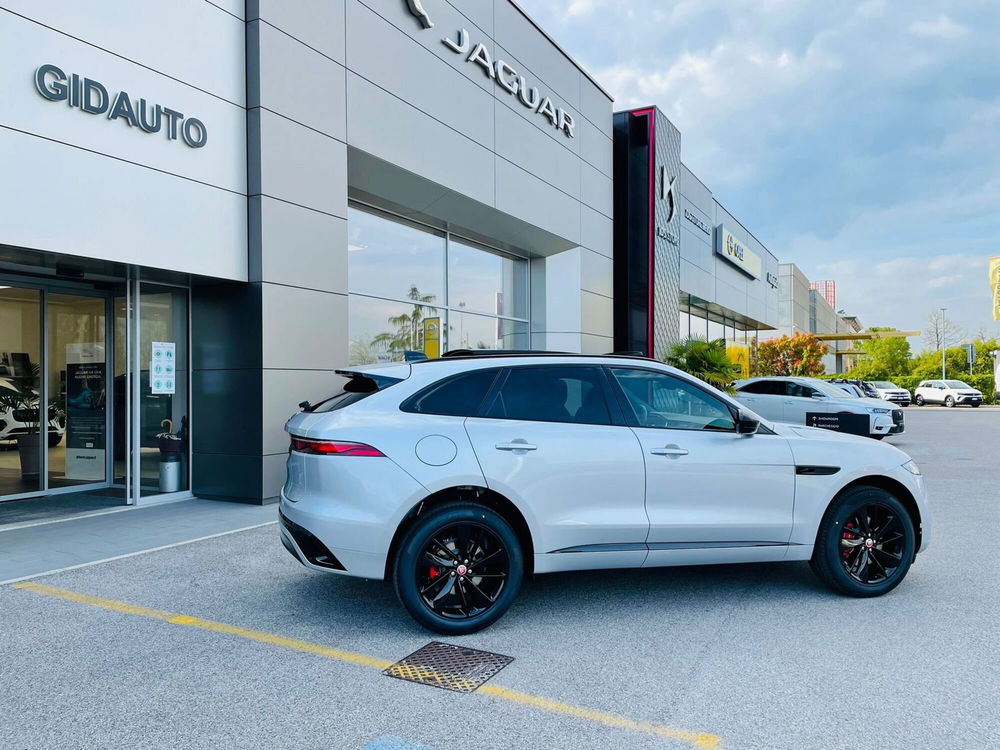 Jaguar F-Pace usata a Treviso (8)