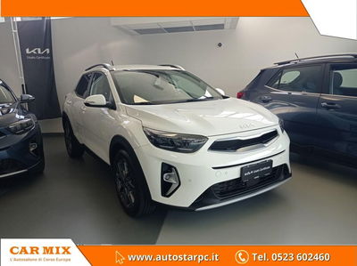 Kia Stonic 1.0 t-gdi mhev Black Edition 100cv mt del 2023 usata a Piacenza