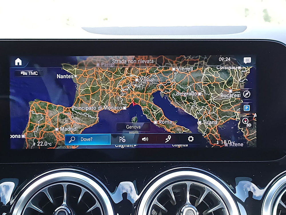 Mercedes-Benz GLA SUV usata a Genova (11)