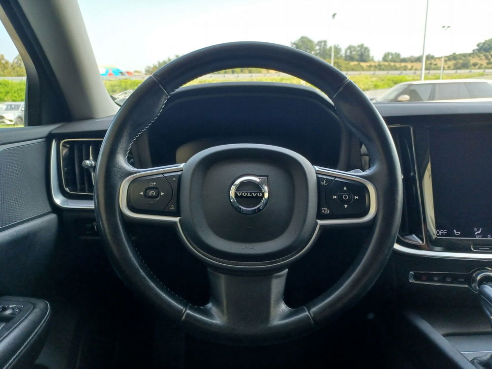 Volvo V60 usata a Asti (10)