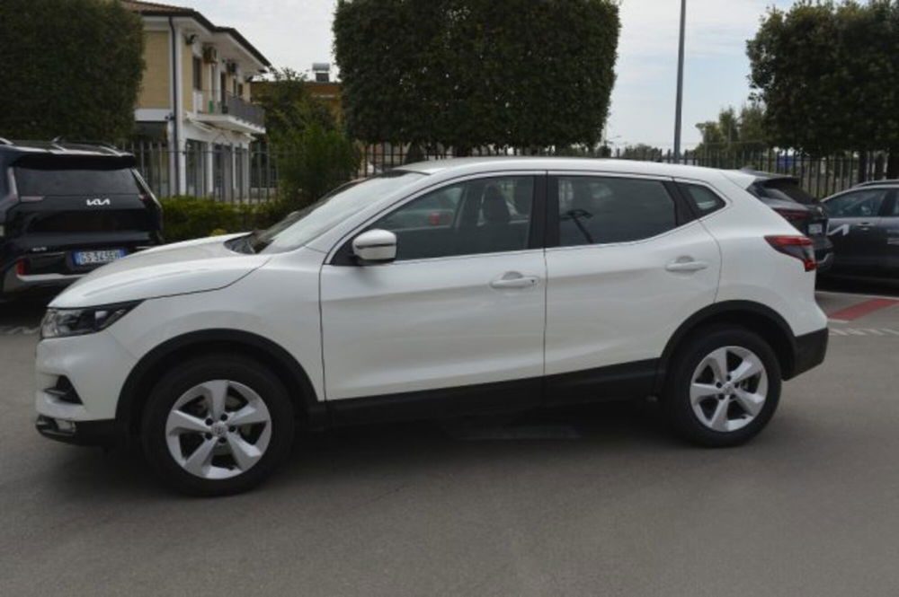 Nissan Qashqai usata a Latina (4)