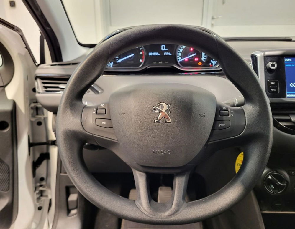 Peugeot 208 usata a Ferrara (9)