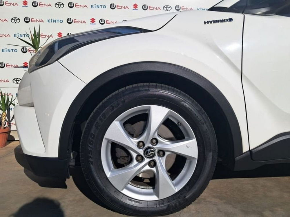 Toyota Toyota C-HR usata a Cagliari (9)