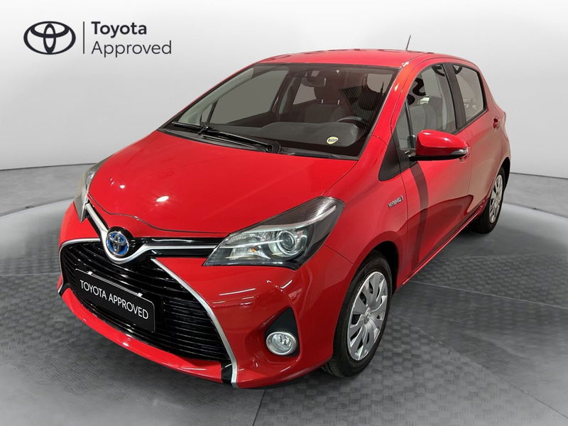 Toyota Yaris 1.5 Hybrid 5 porte Active  del 2015 usata a Milano