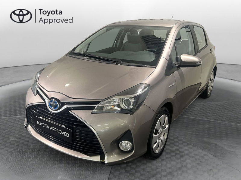 Toyota Yaris 1.5 Hybrid 5 porte Active  del 2015 usata a Milano