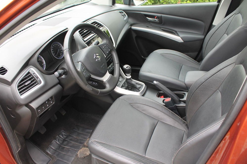 Suzuki S-Cross usata a Cuneo (8)