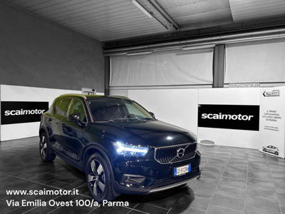 Volvo XC40 T3 Momentum Pro  del 2020 usata a Parma