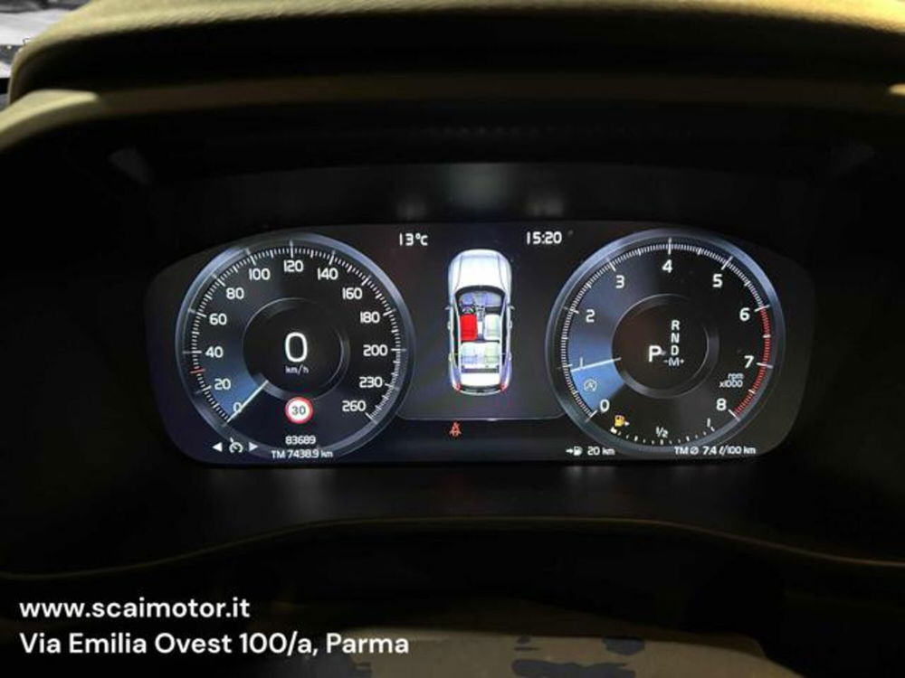 Volvo XC40 usata a Parma (10)