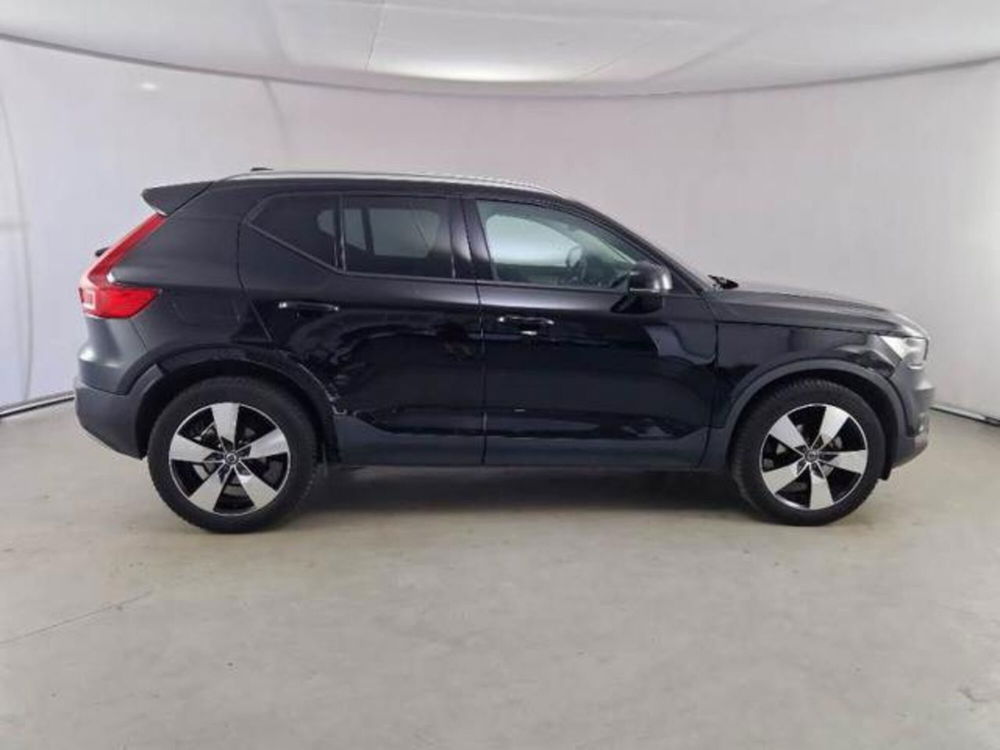 Volvo XC40 usata a Parma (7)