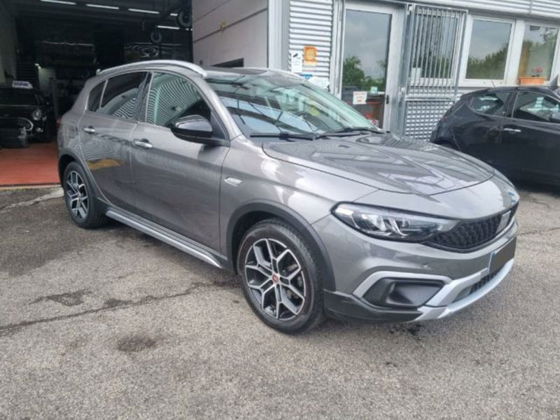 Fiat Tipo Tipo 5p 1.0 t3 Cross 100cv del 2021 usata a Bovisio-Masciago