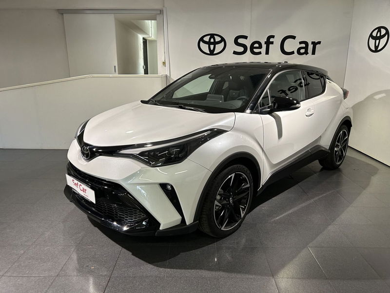 Toyota Toyota C-HR 2.0 Hybrid E-CVT Lounge  nuova a Milano