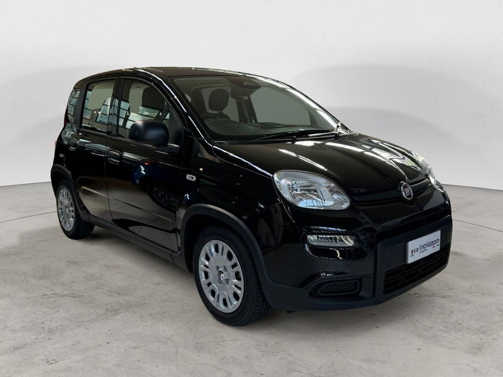 Fiat Panda Cross nuova a Milano (2)