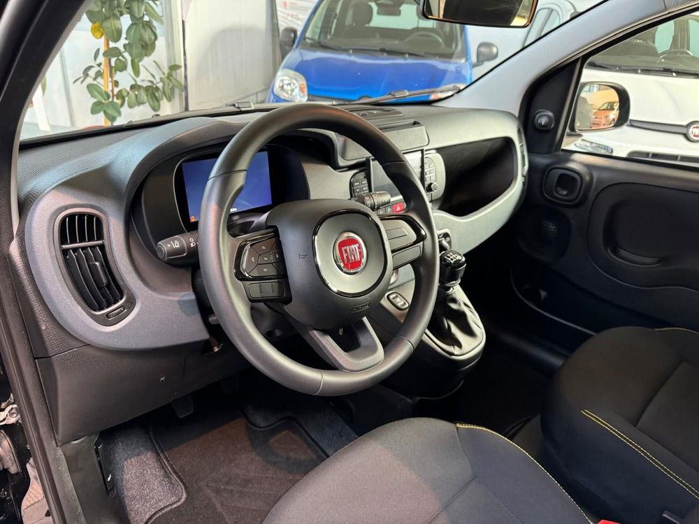 Fiat Panda Cross nuova a Milano (5)