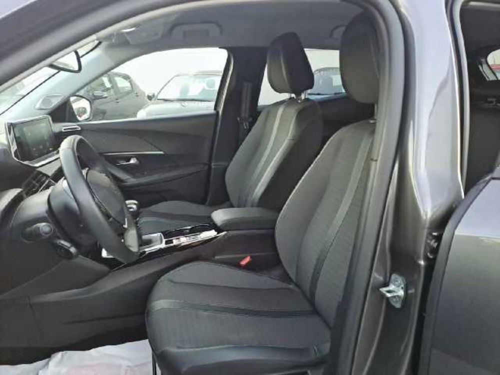 Peugeot 2008 usata a Roma (13)