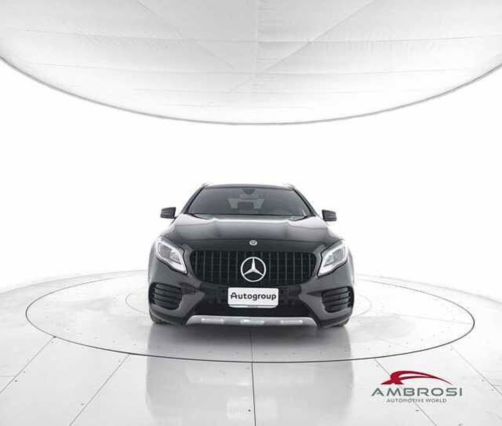 Mercedes-Benz GLA SUV usata a Viterbo (5)