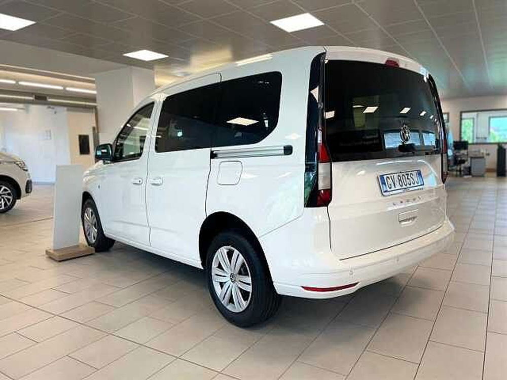 Volkswagen Caddy nuova a Lecco (2)