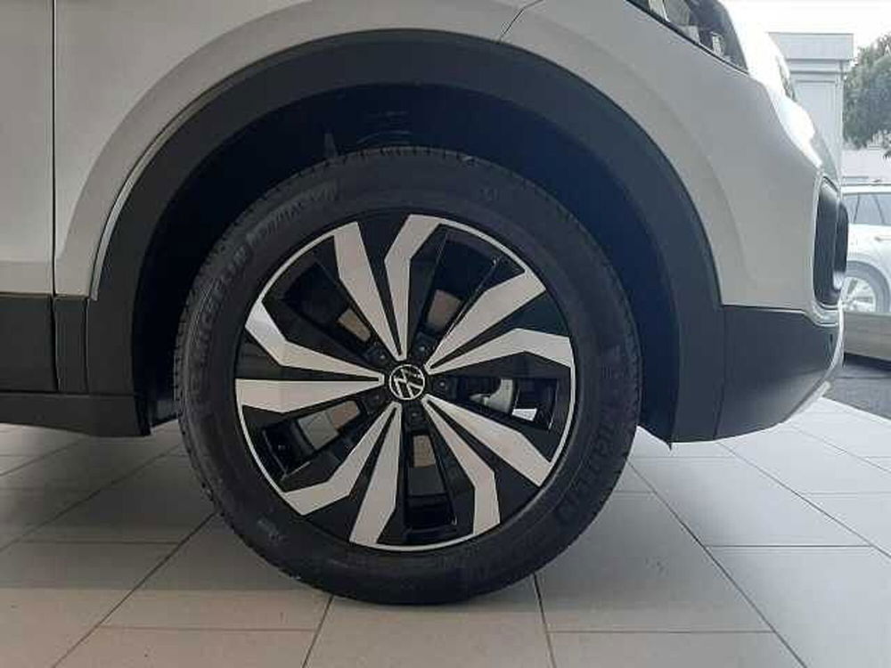 Volkswagen T-Cross nuova a Lecco (14)