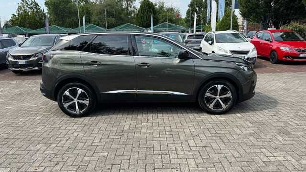 Peugeot 3008 usata a Milano (6)