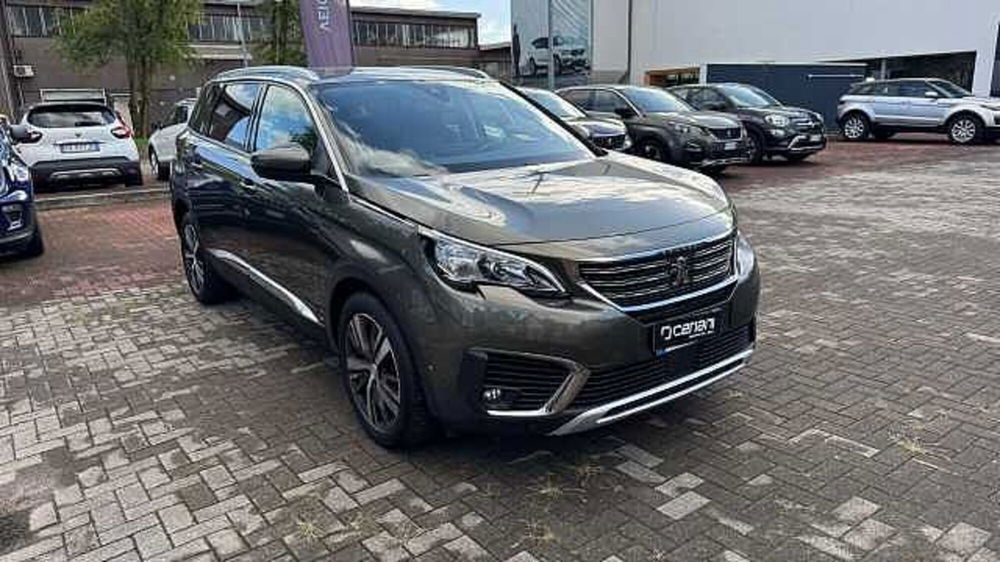 Peugeot 5008 usata a Milano (7)