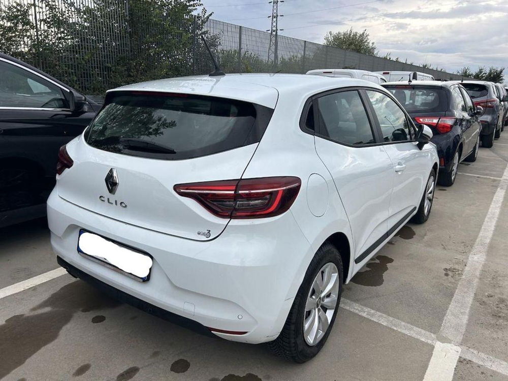 Renault Clio usata a Lecce (2)