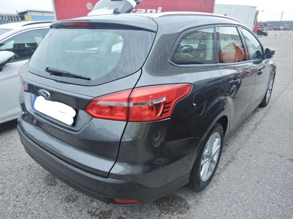 Ford Focus Station Wagon usata a Lecce (2)