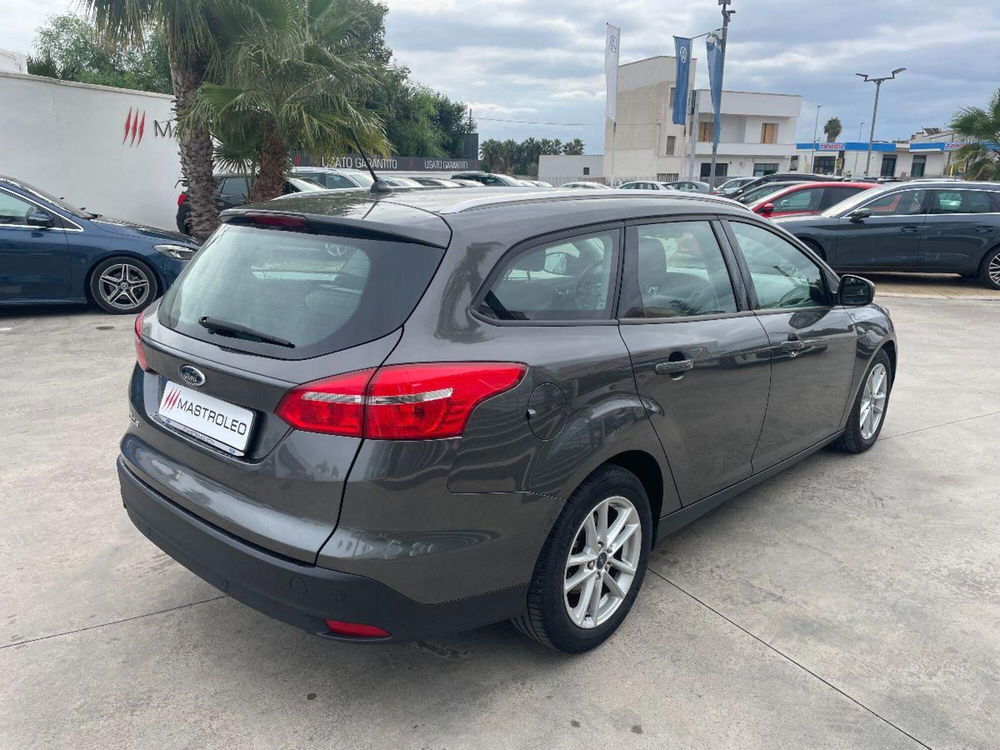 Ford Focus Station Wagon usata a Lecce (9)