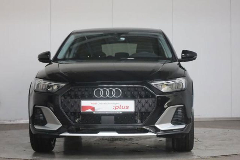 Audi A1 allstreet usata a Milano (2)