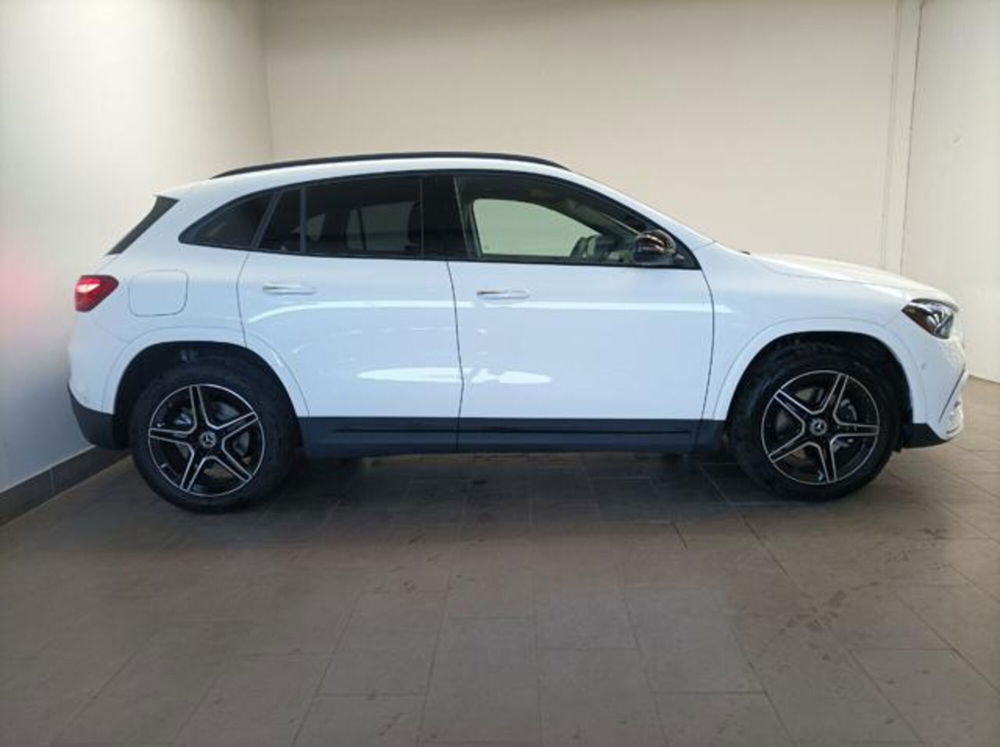 Mercedes-Benz GLA SUV usata a Milano (2)