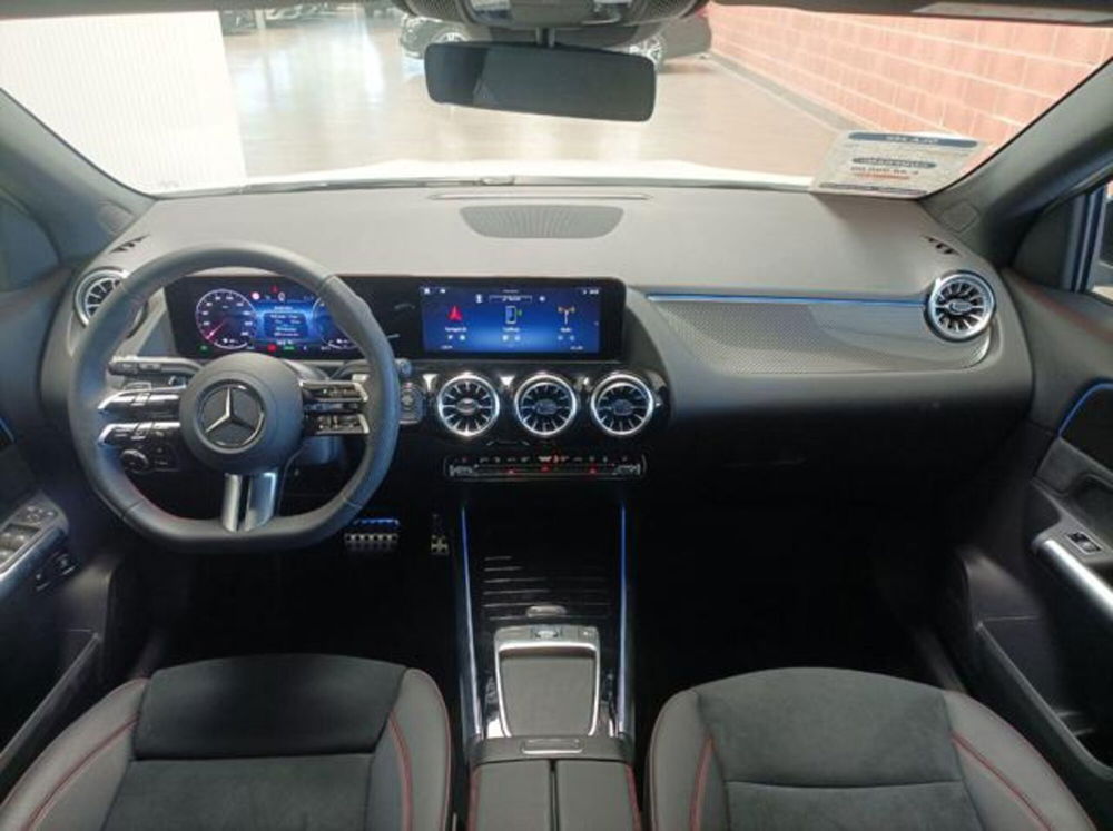 Mercedes-Benz GLA SUV usata a Milano (8)