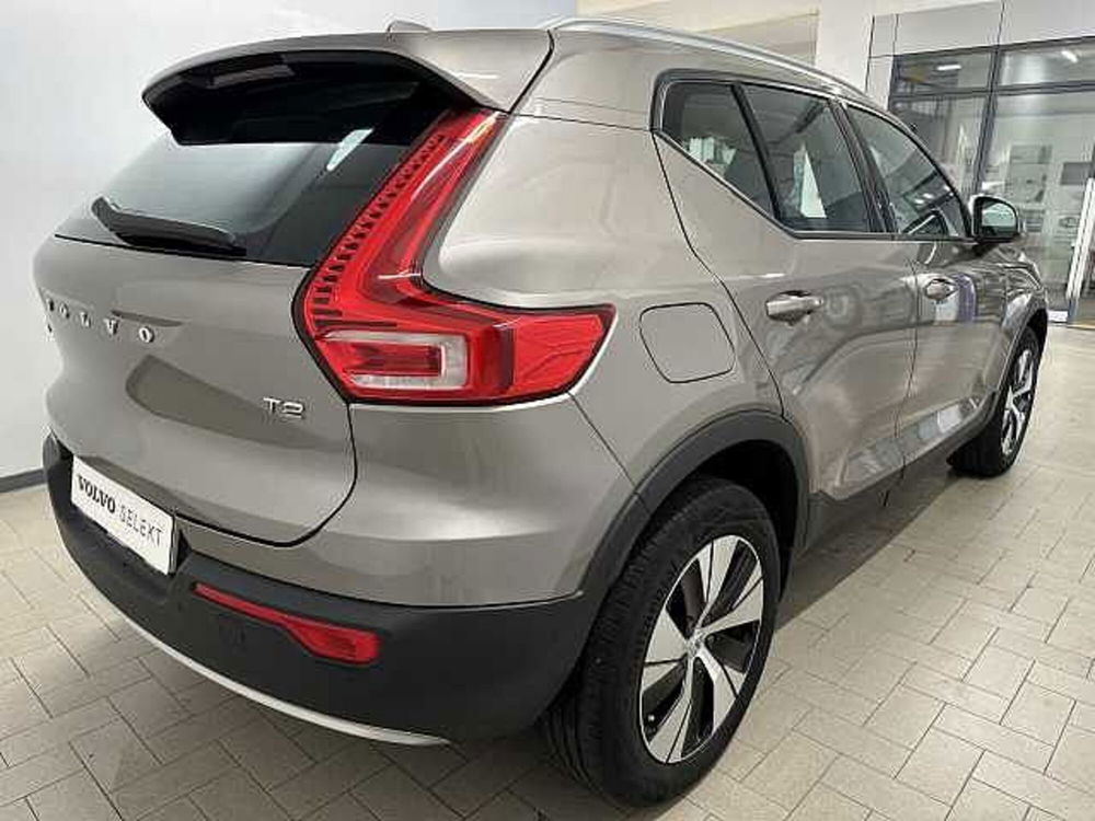 Volvo XC40 usata a Macerata (4)