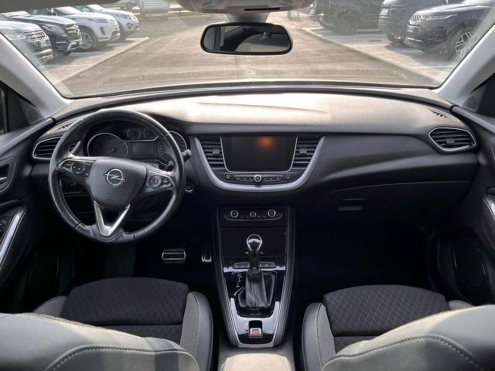 Opel Grandland X usata a Lucca (12)