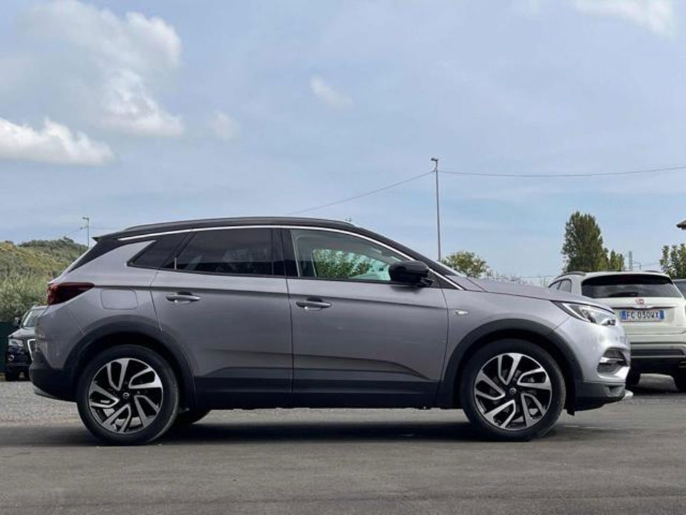 Opel Grandland X usata a Lucca (4)