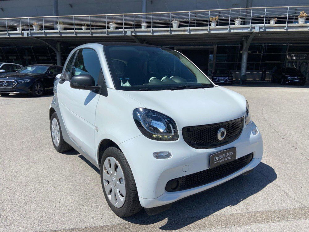 smart Fortwo usata a Ancona