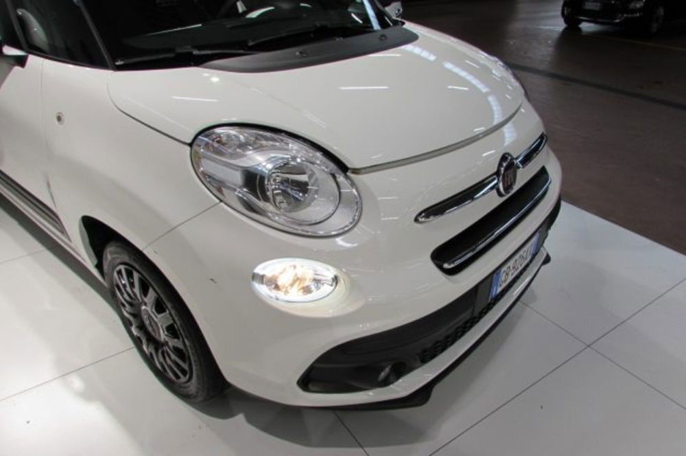 Fiat 500L usata a Milano (16)