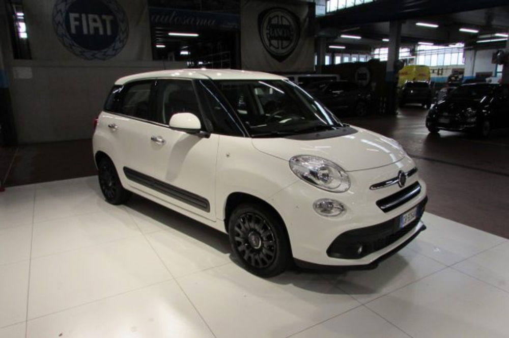 Fiat 500L usata a Milano (2)