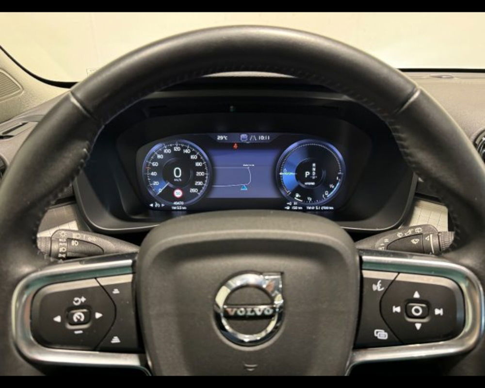 Volvo XC40 usata a Treviso (5)