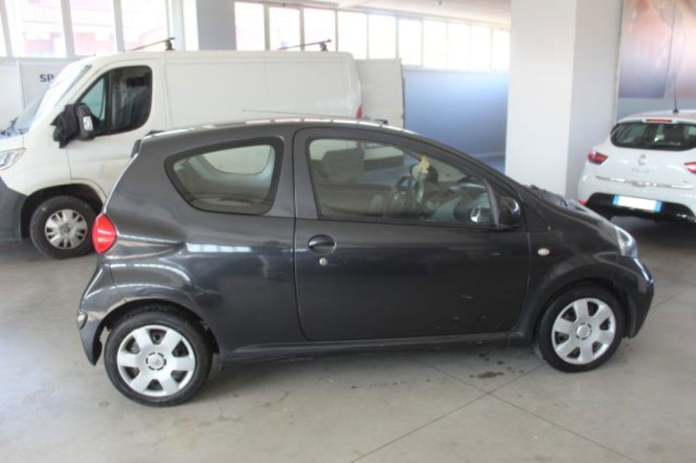 Toyota Aygo usata a Terni (6)