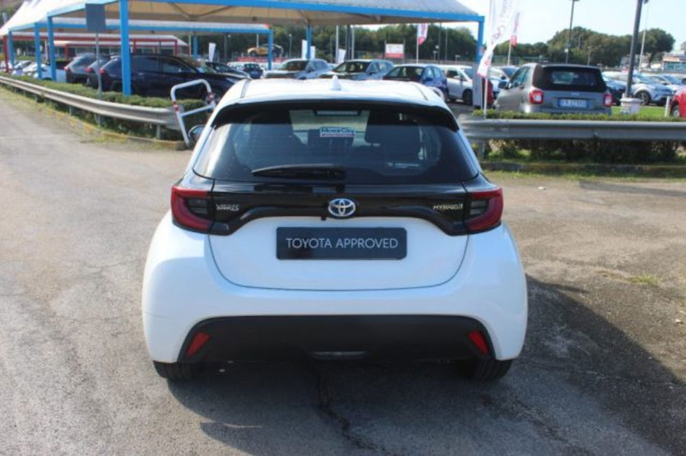 Toyota Yaris Cross nuova a Roma (4)