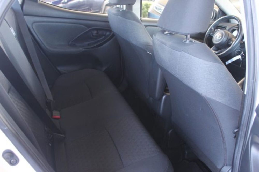 Toyota Yaris Cross nuova a Roma (8)